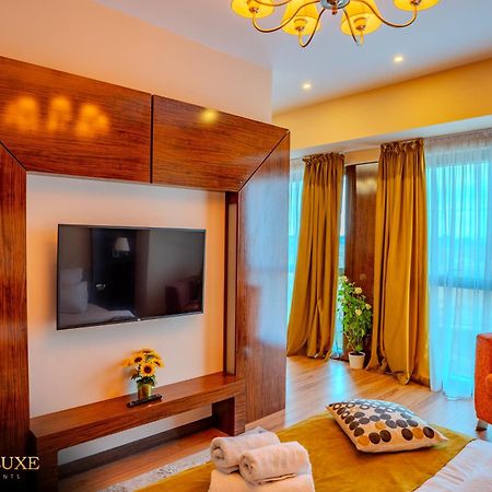 Presidential Luxury Apartments With Amazing View - Yamaluxe Bucareste Exterior foto